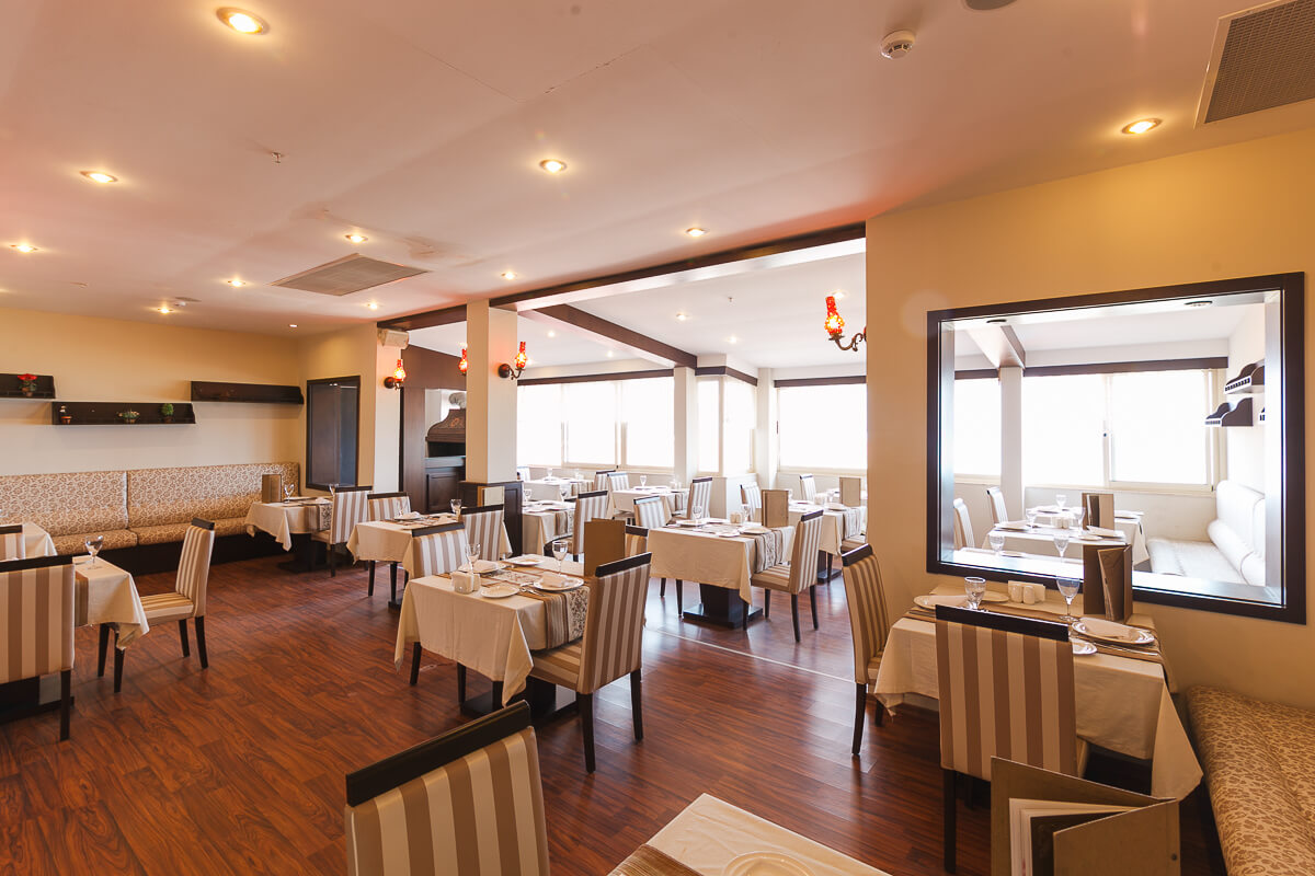 cheap resort hotels to Spend holiday with family