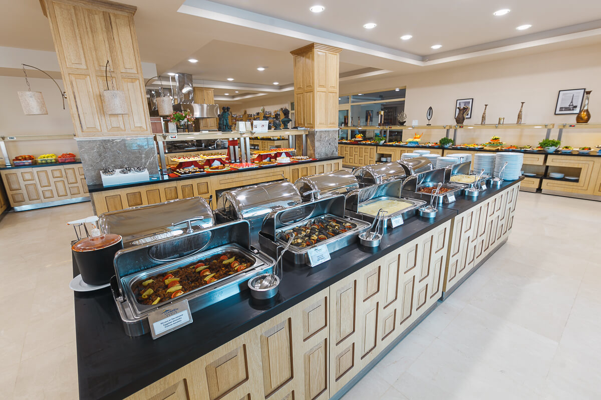 cheap resort hotels to Spend holiday with family