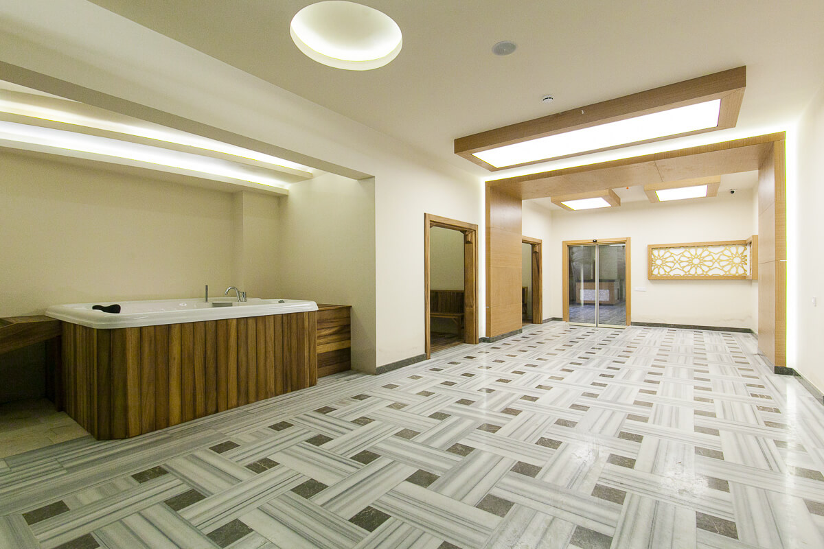 cheap resort hotels to Spend holiday with family