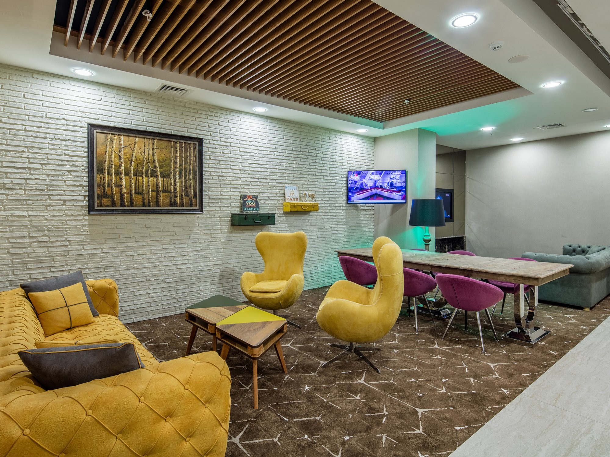 cheap resort hotels to Spend holiday with family