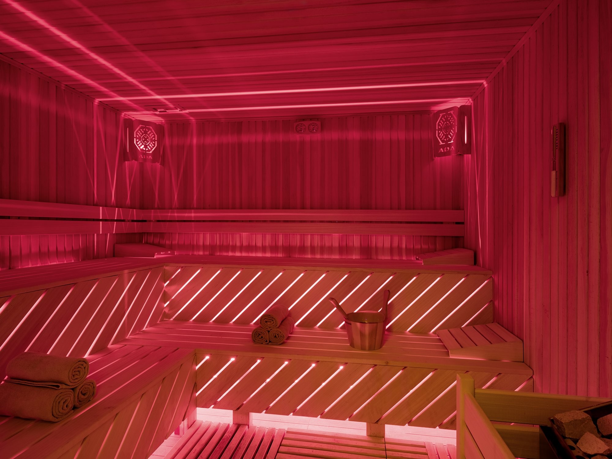 cheap resort hotels to Spend holiday with family