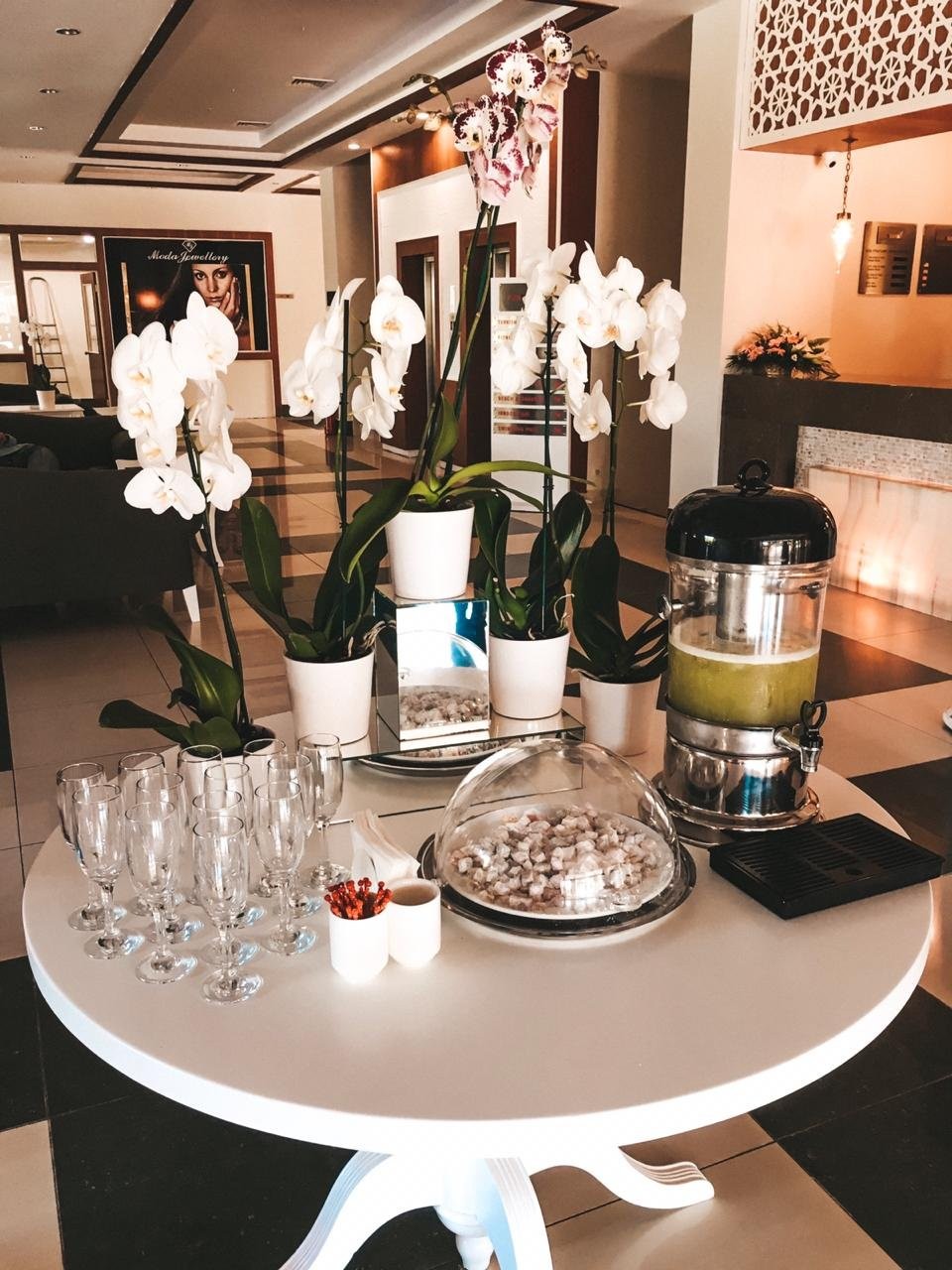 cheap resort hotels to Spend holiday with family