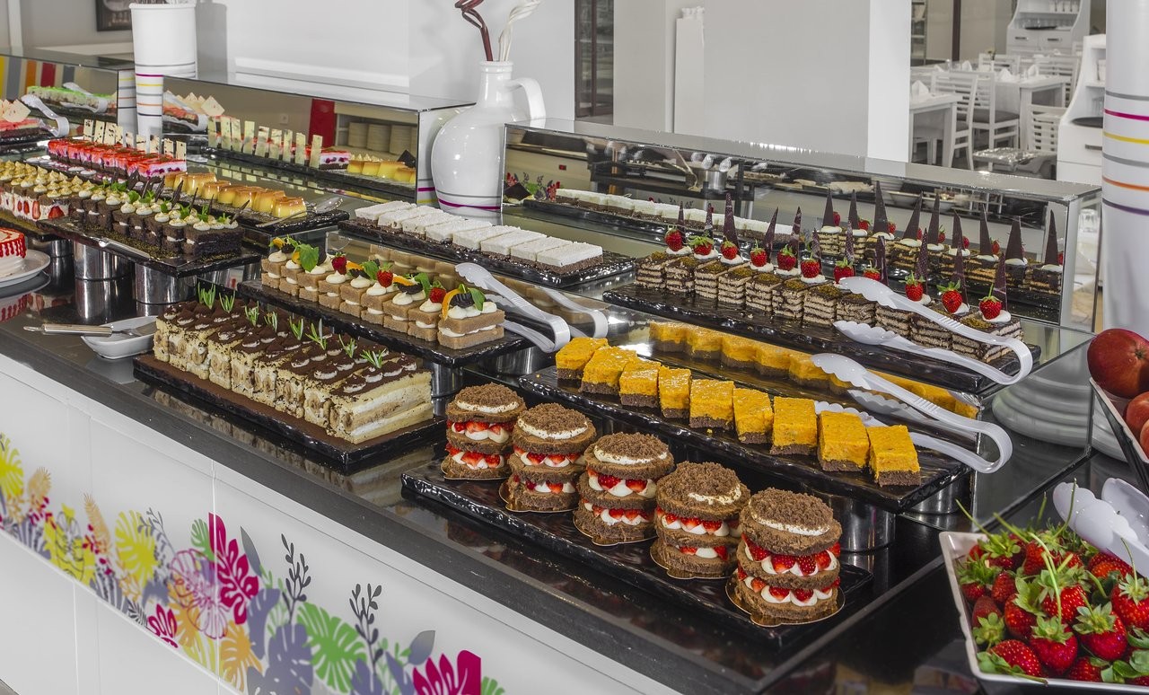 cheap resort hotels to Spend holiday with family