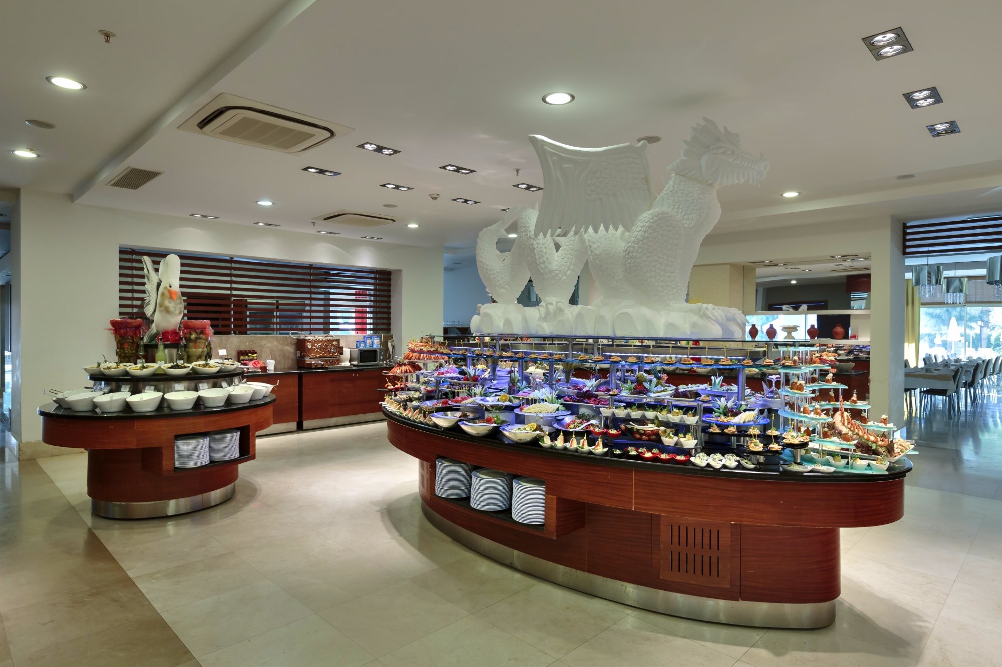 cheap resort hotels to Spend holiday with family