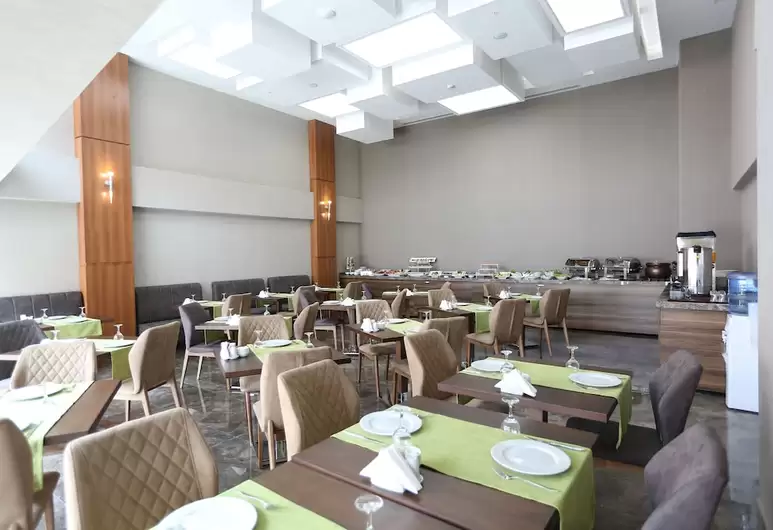 cheap resort hotels in Turkey to Spend holiday with family