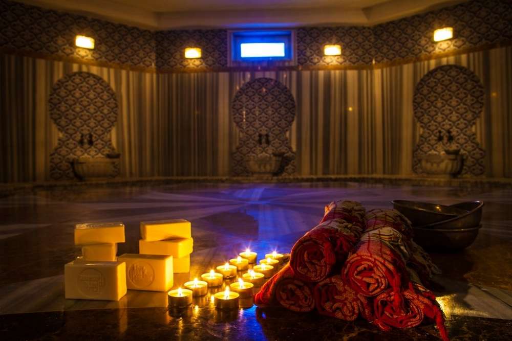 cheap resort hotels to Spend holiday with family