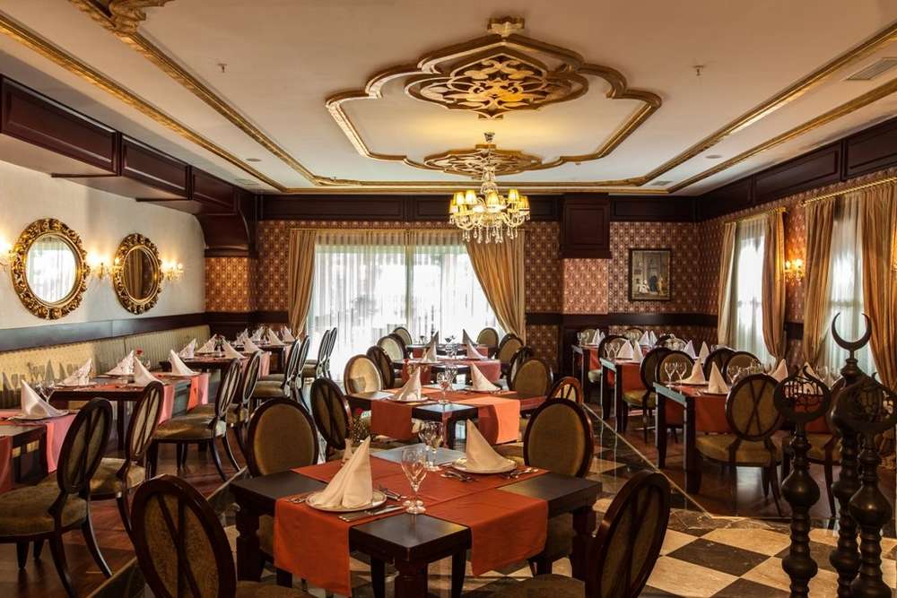 cheap resort hotels to Spend holiday with family