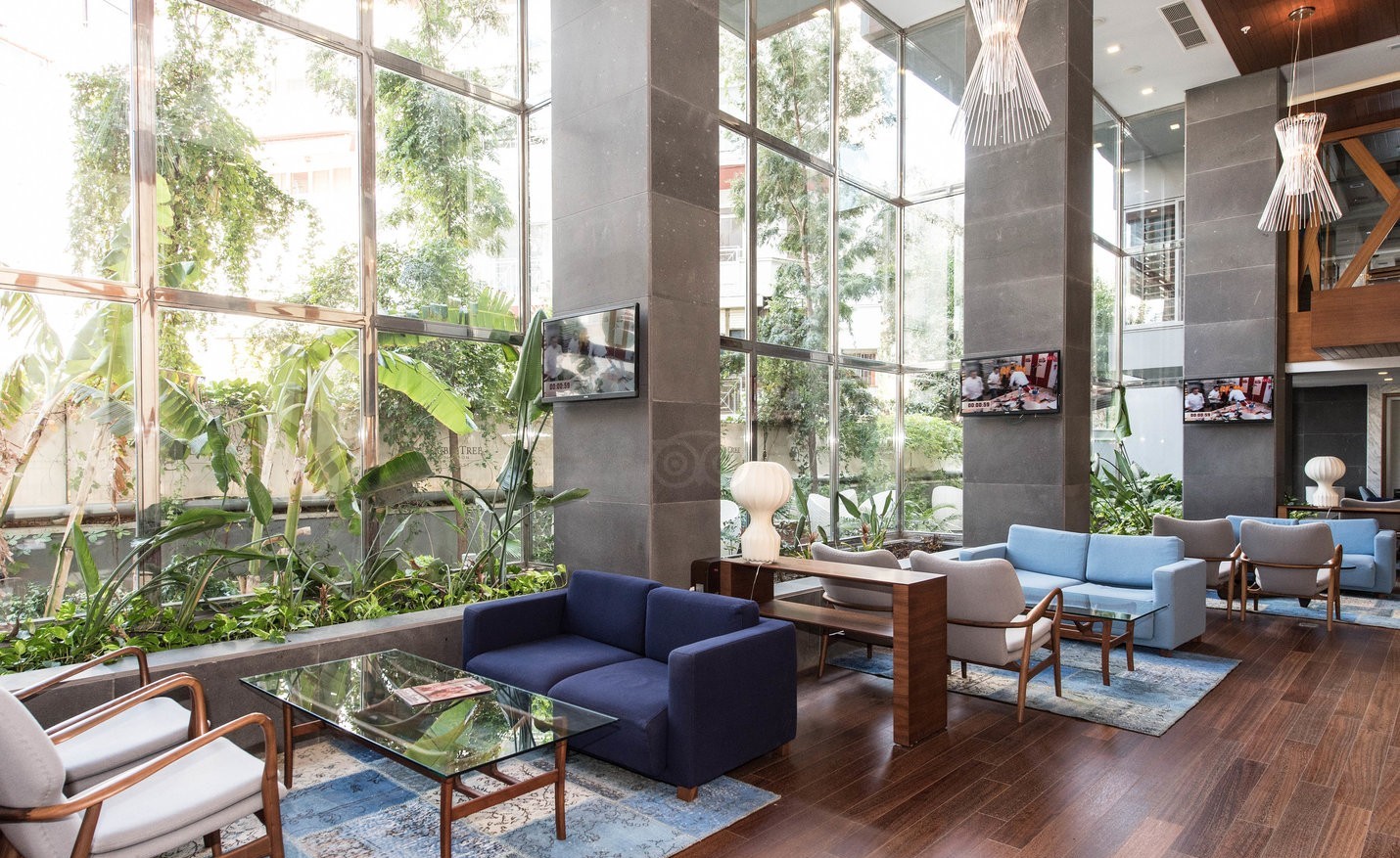 cheap resort hotels to Spend holiday with family