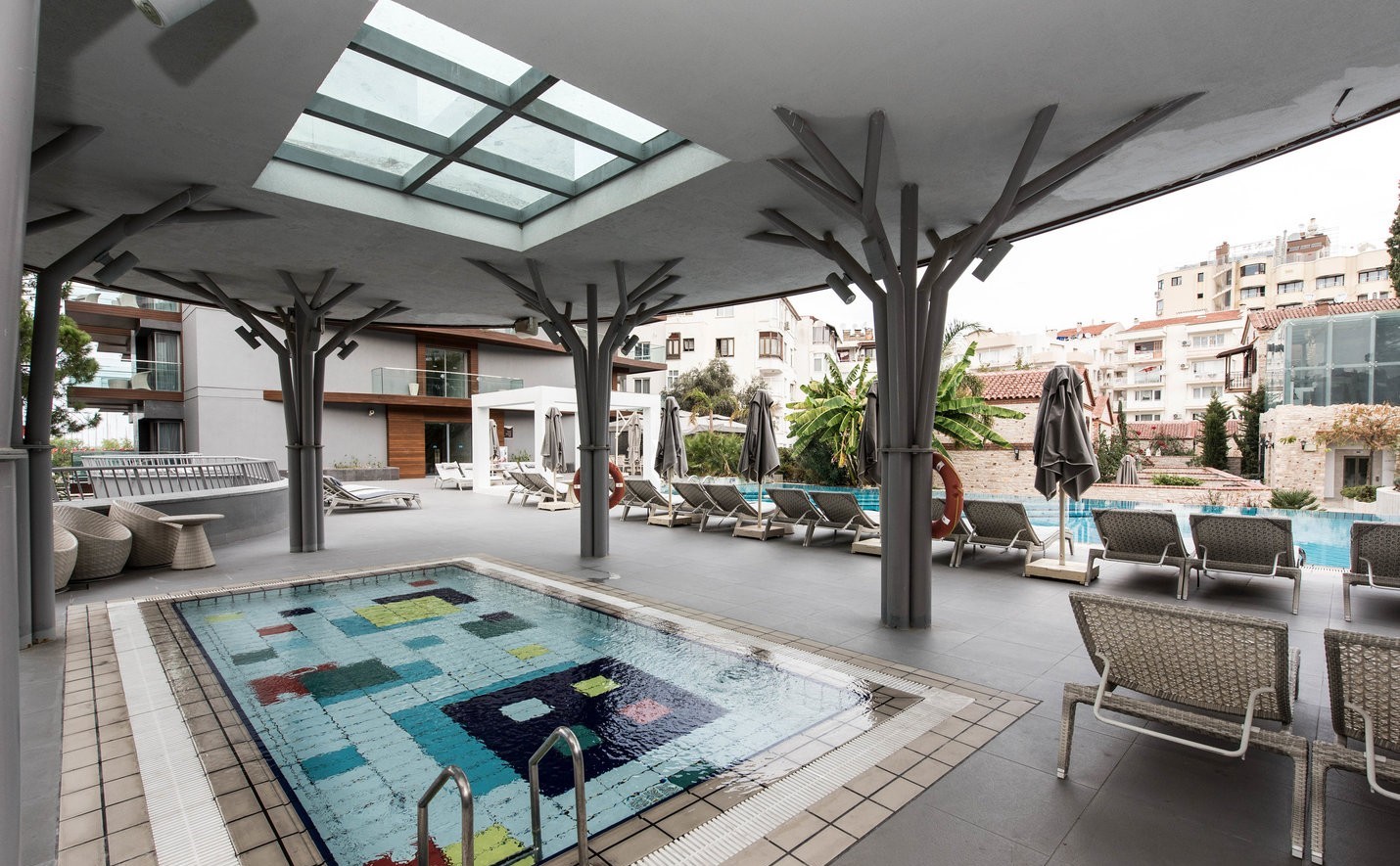 cheap resort hotels to Spend holiday with family