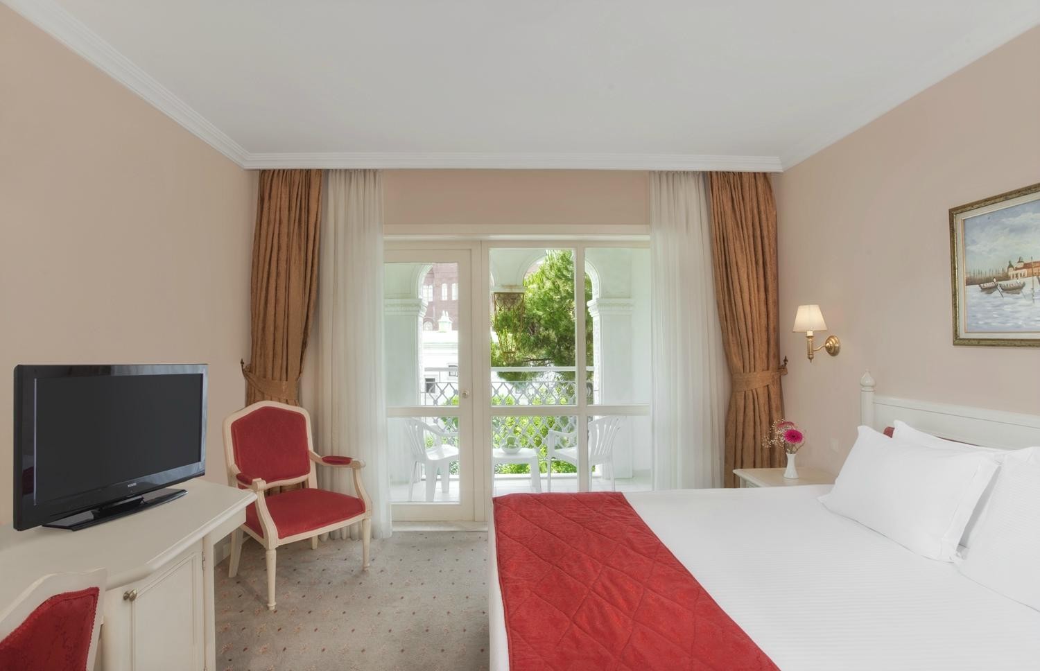 cheap resort hotels in Turkey to Spend holiday with family