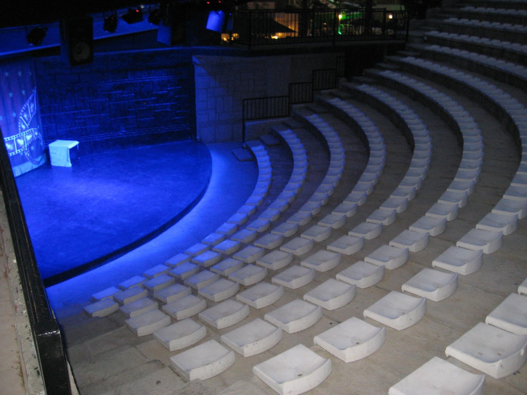 cheap resort hotels to Spend holiday with family