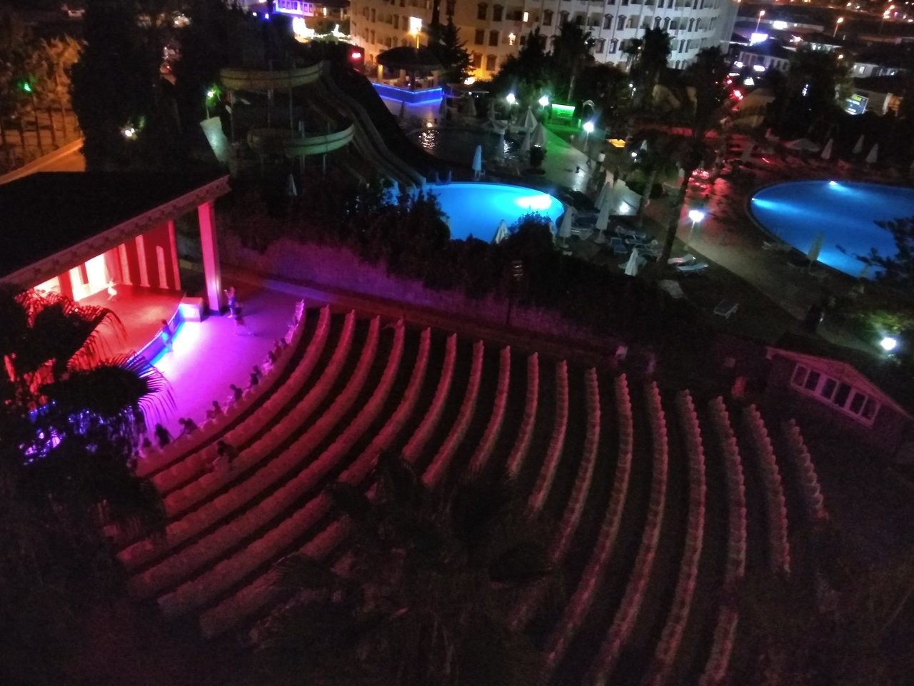 cheap resort hotels to Spend holiday with family