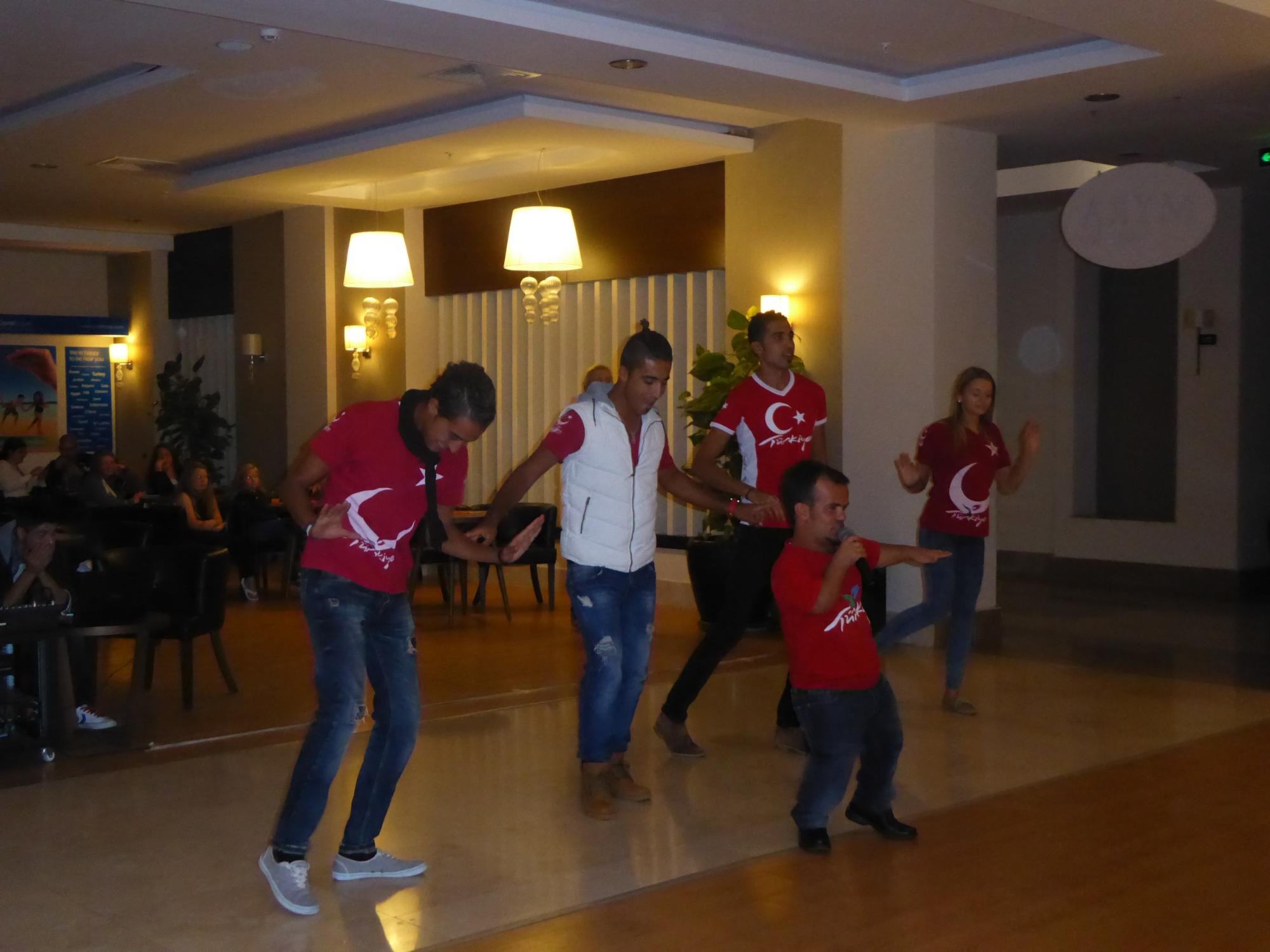 cheap resort hotels to Spend holiday with family