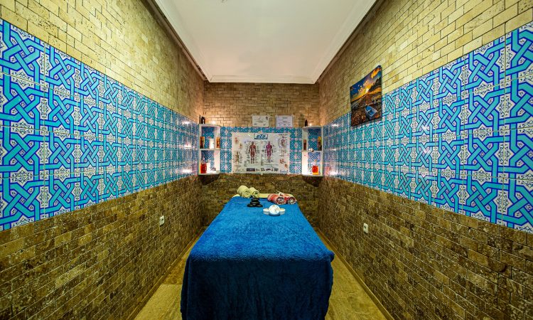 cheap resort hotels to Spend holiday with family