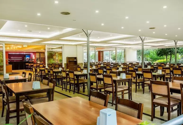 cheap resort hotels to Spend holiday with family