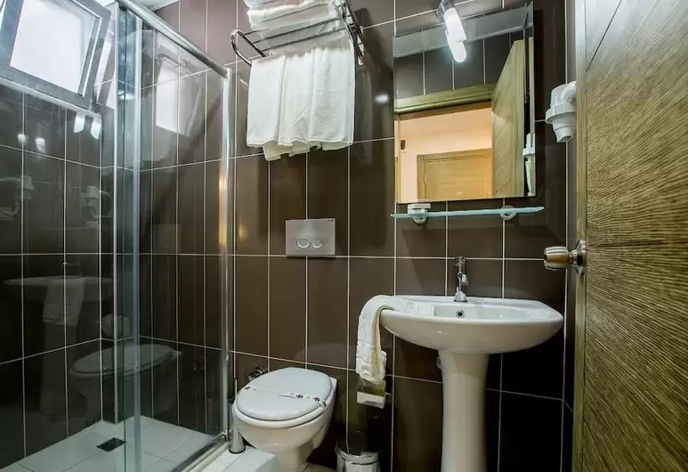 Arsi Blue Beach Hotel Bathroom