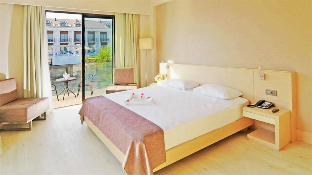 cheap resort hotels in Turkey to Spend holiday with family