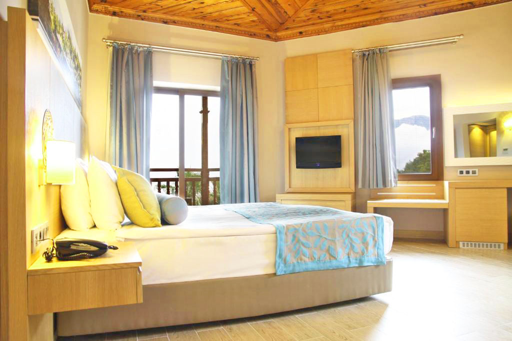 cheap resort hotels to Spend holiday with family