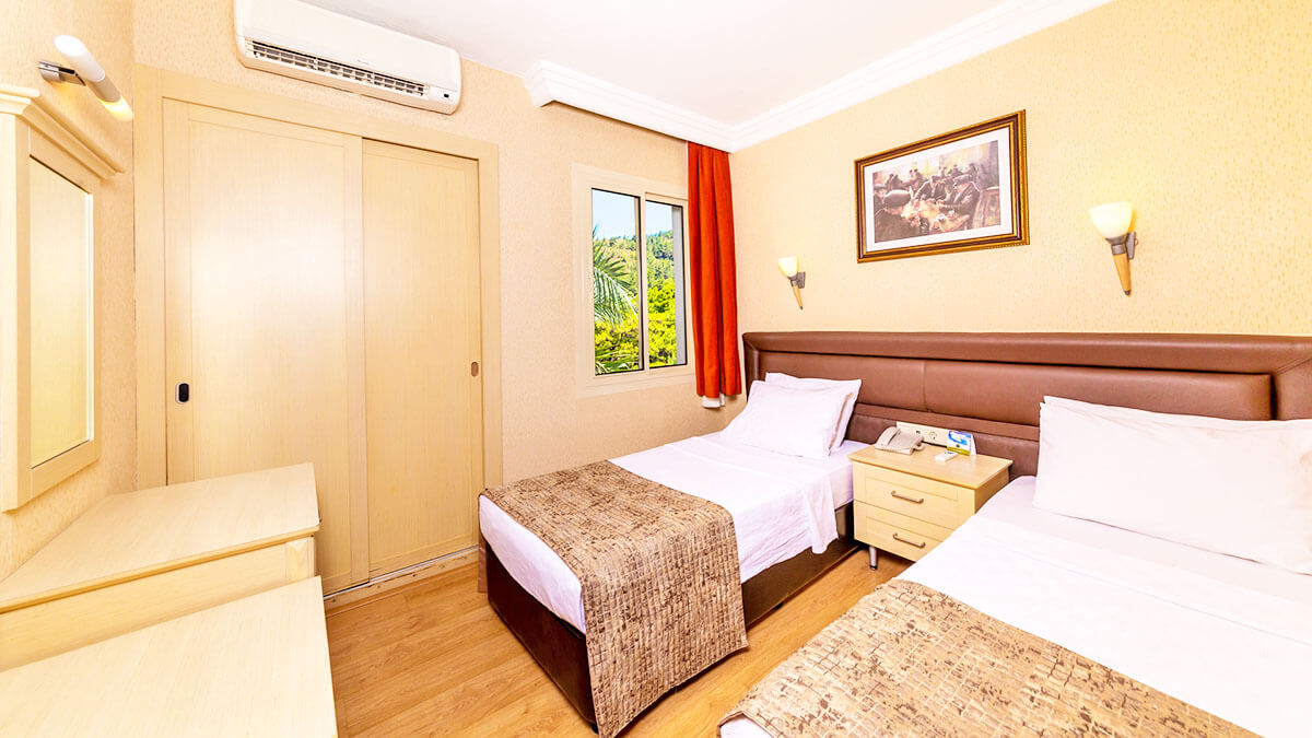 cheap resort hotels to Spend holiday with family