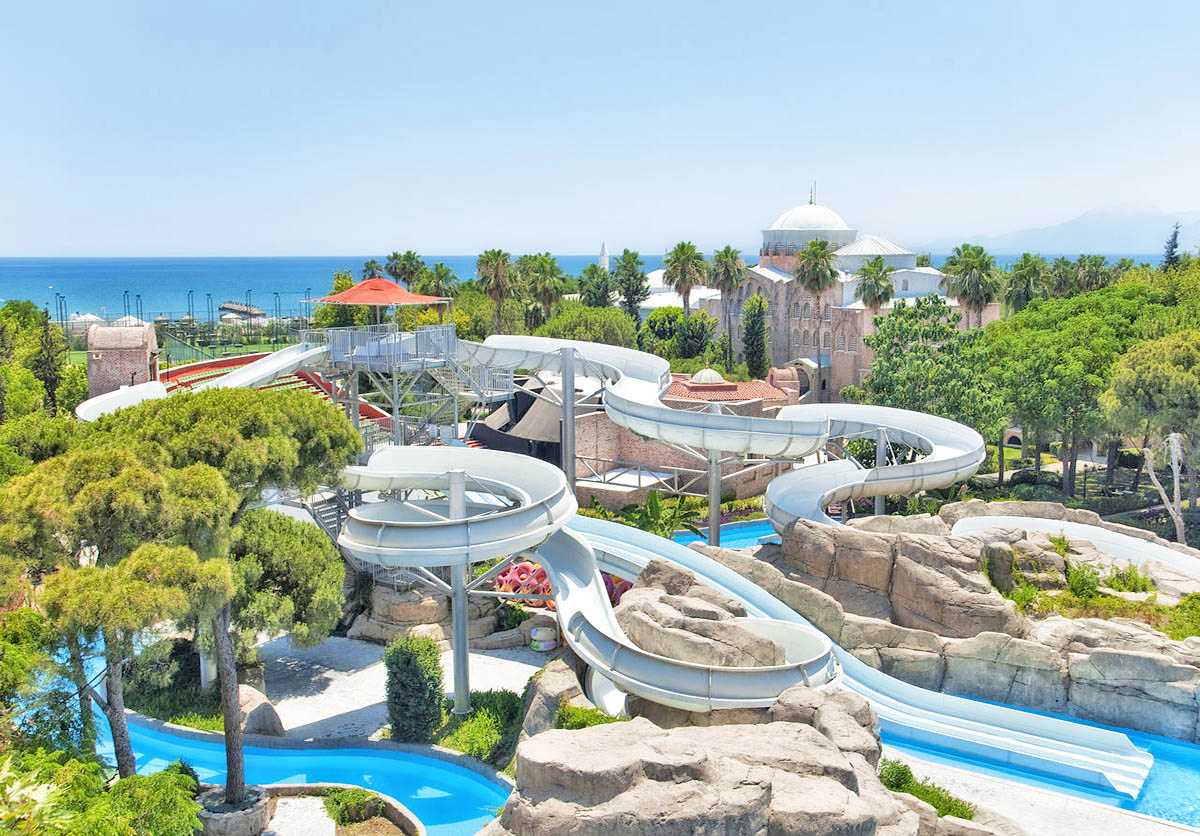 cheap resort hotels in Turkey to Spend holiday with family