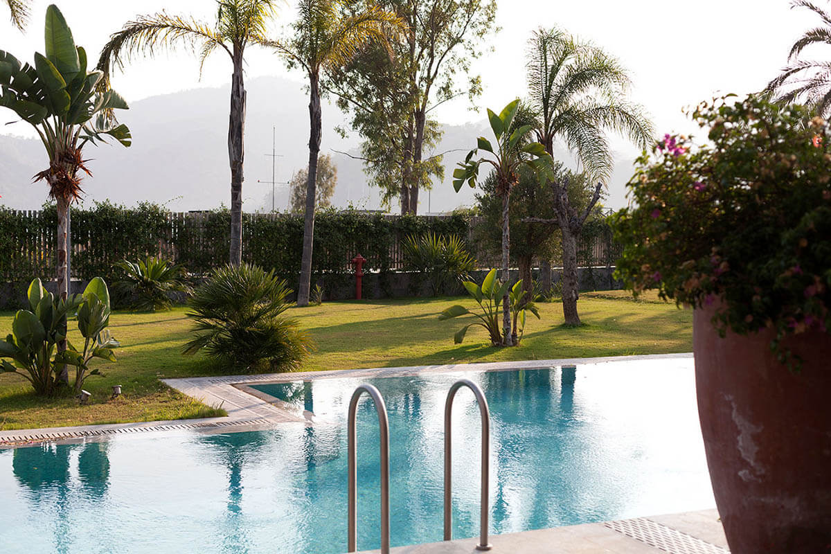 cheap resort hotels in Turkey to Spend holiday with family