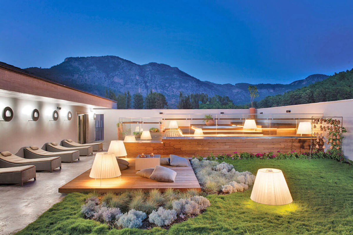 cheap resort hotels in Turkey to Spend holiday with family