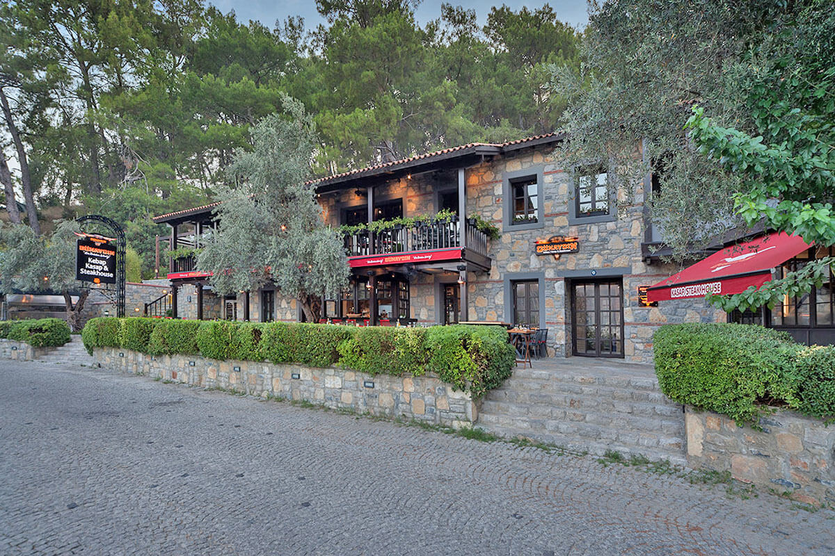 cheap resort hotels in Turkey to Spend holiday with family