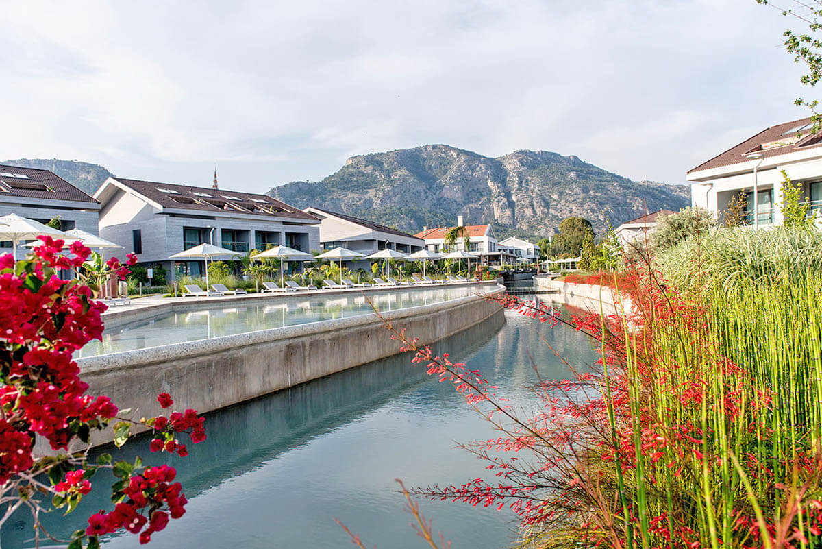 cheap resort hotels in Turkey to Spend holiday with family