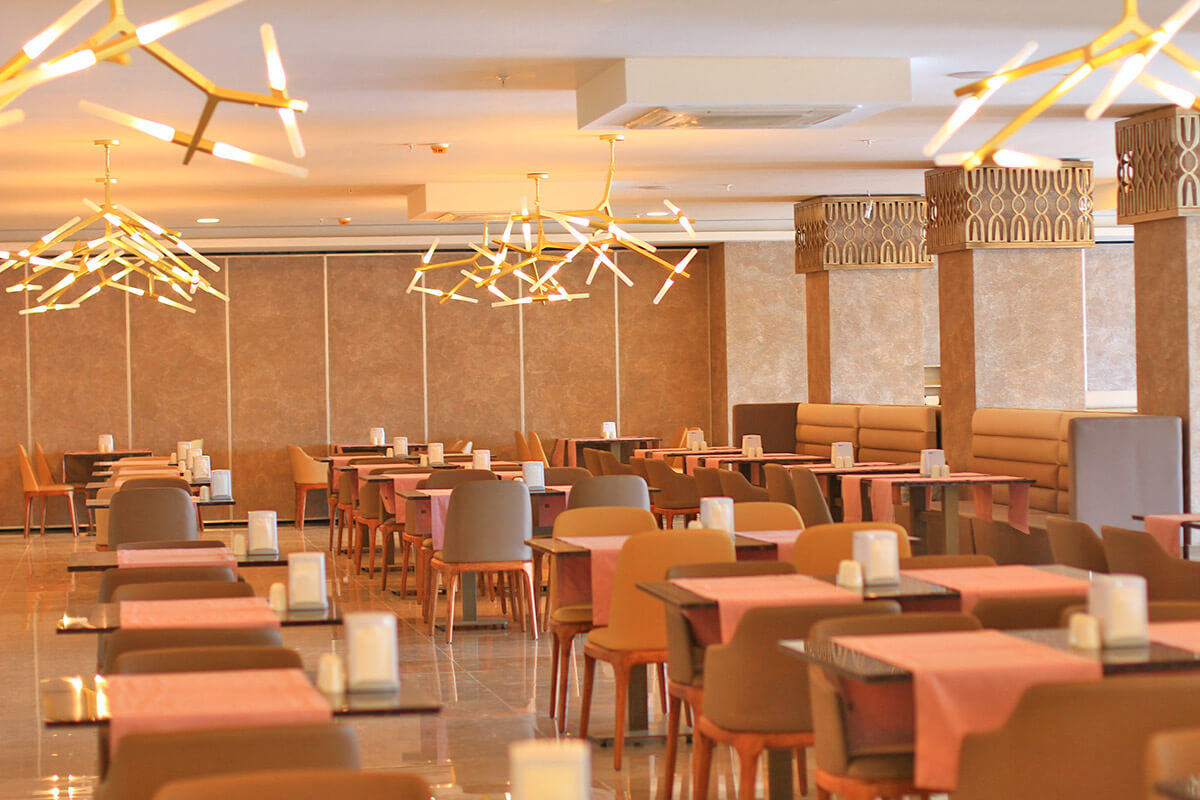 cheap resort hotels to Spend holiday with family