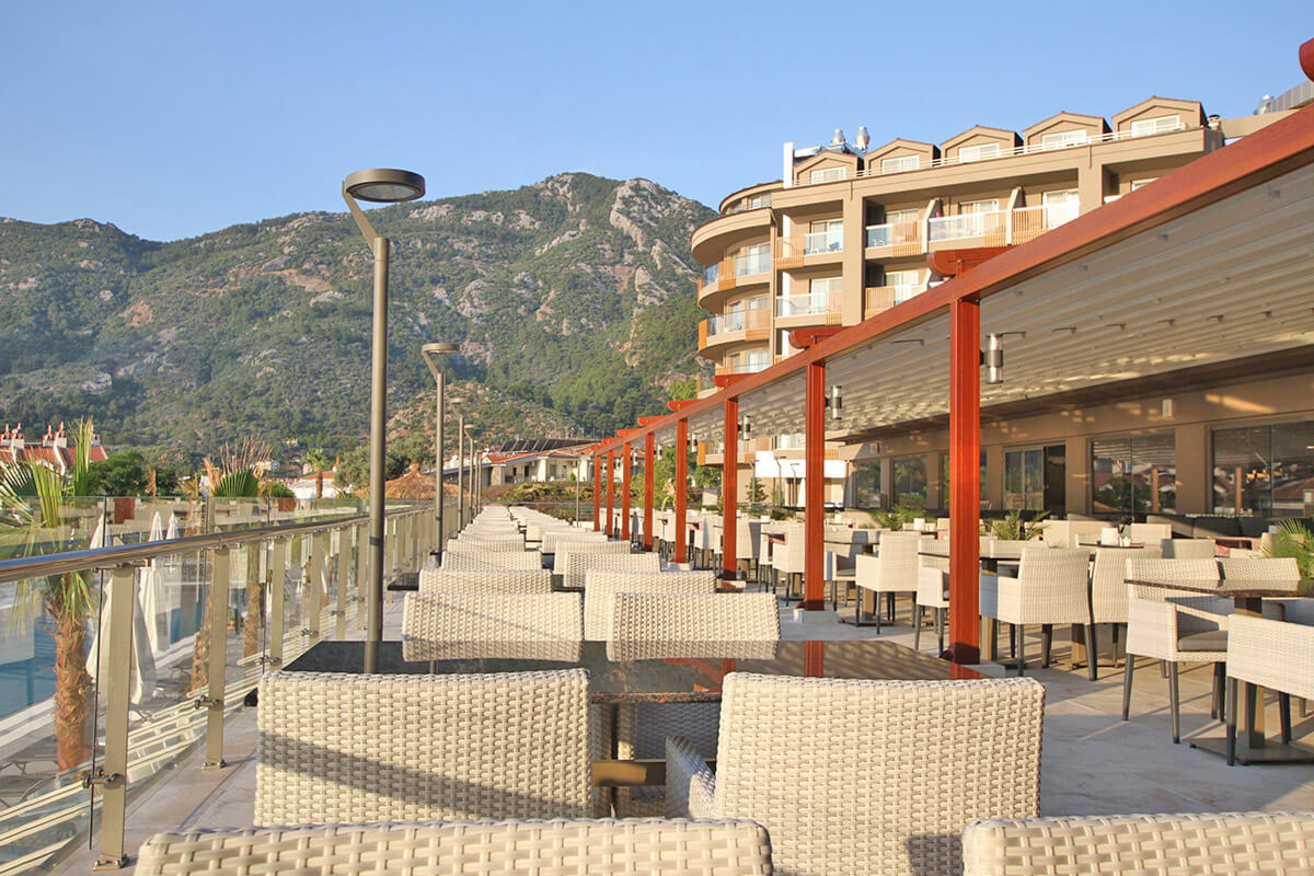 cheap resort hotels to Spend holiday with family