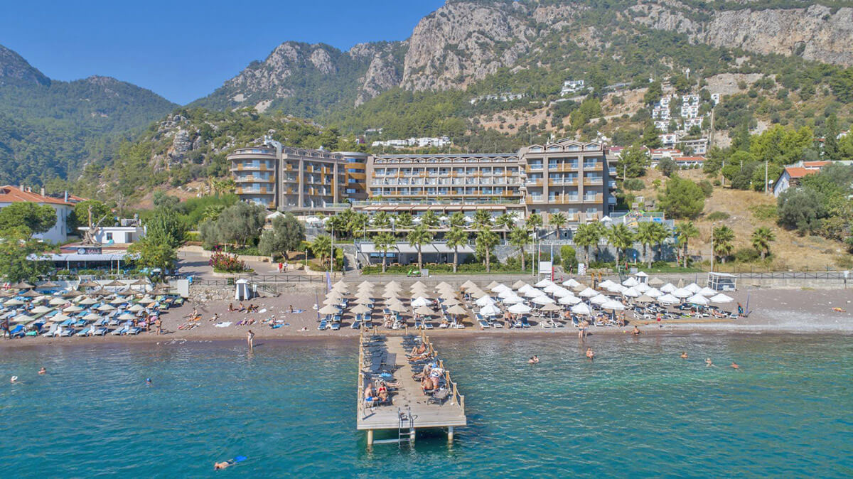 cheap resort hotels to Spend holiday with family