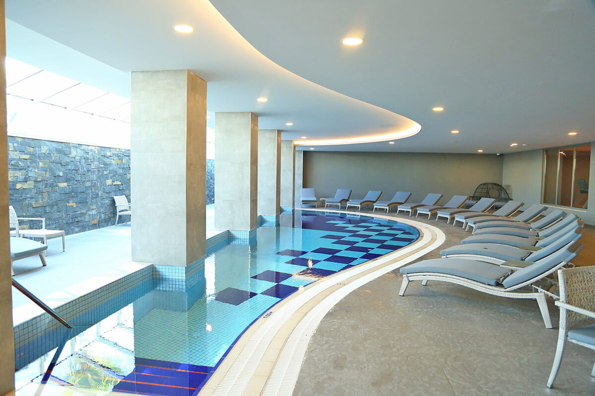 cheap resort hotels to Spend holiday with family