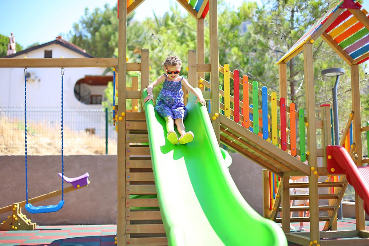 cheap resort hotels to Spend holiday with family