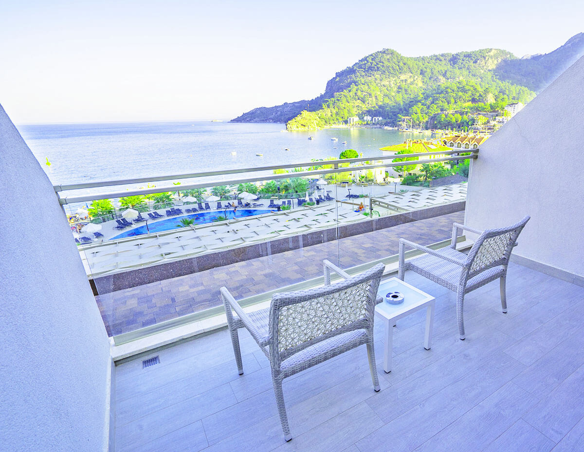 cheap resort hotels to Spend holiday with family