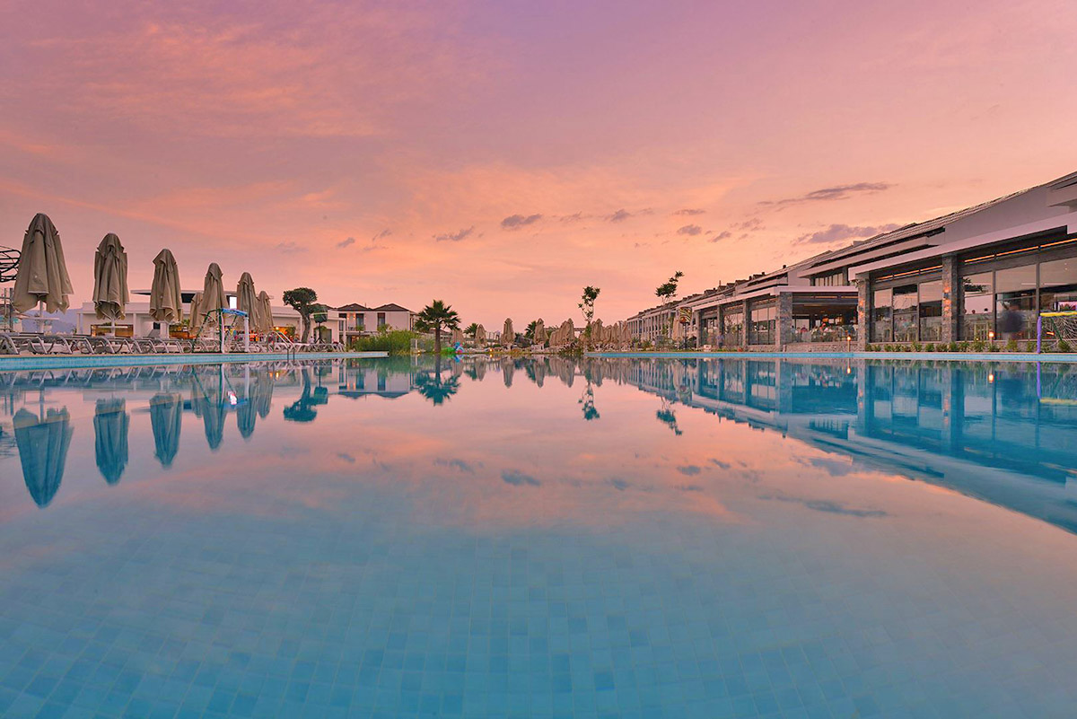 pool jiva beach dalaman turkey