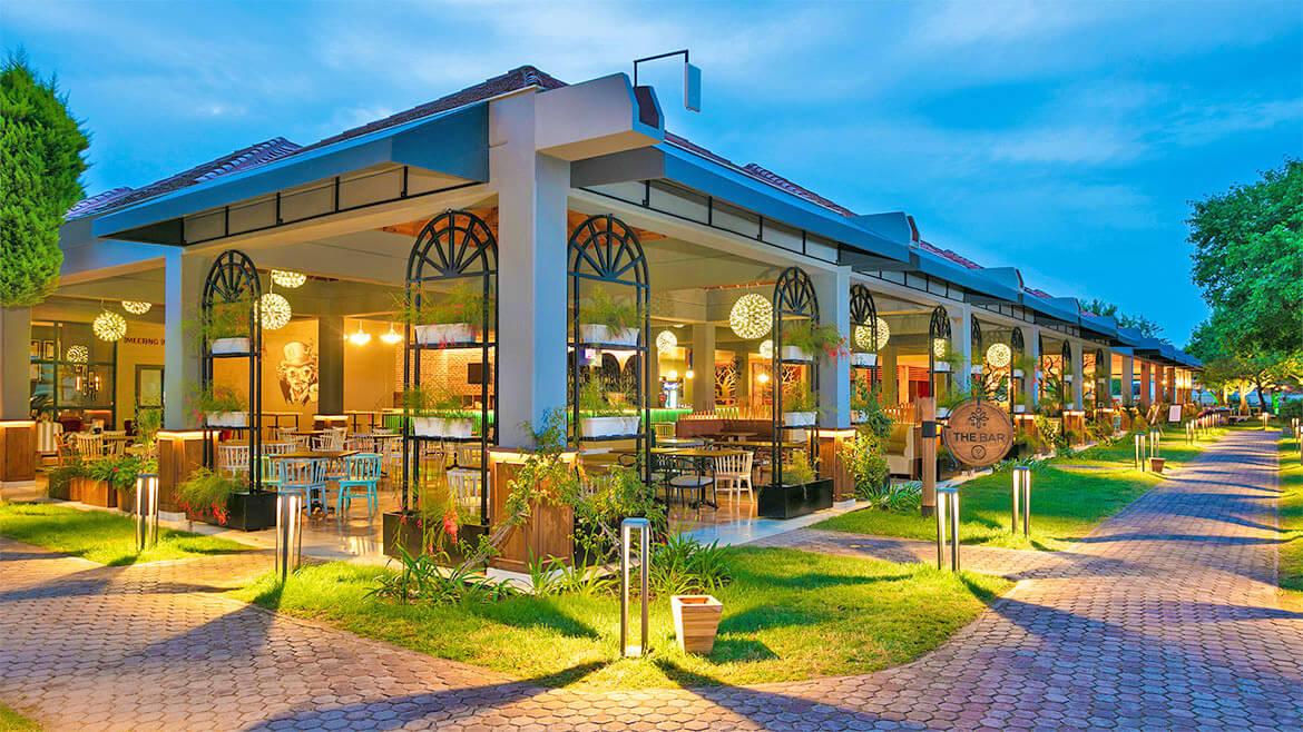 cheap resort hotels in Turkey to Spend holiday with family