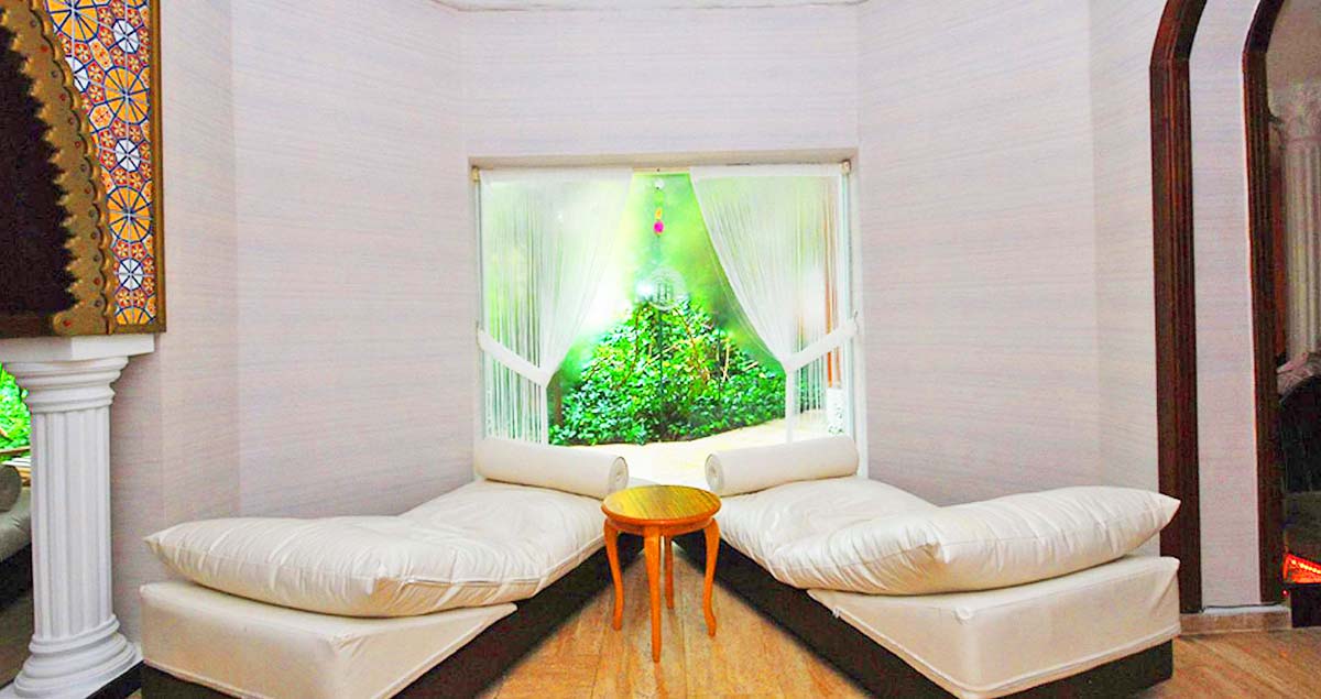 cheap resort hotels to Spend holiday with family