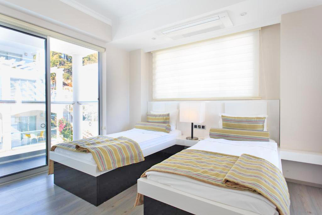 cheap resort hotels to Spend holiday with family