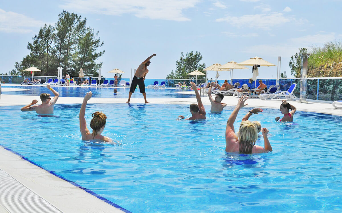 cheap resort hotels in Turkey to Spend holiday with family