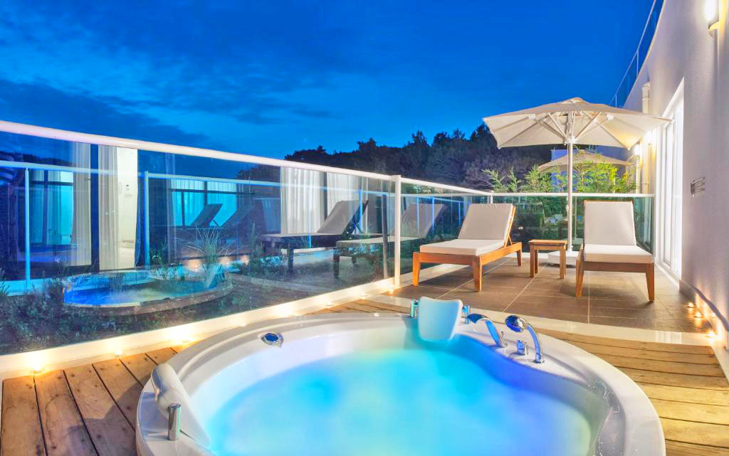 cheap resort hotels in Turkey to Spend holiday with family