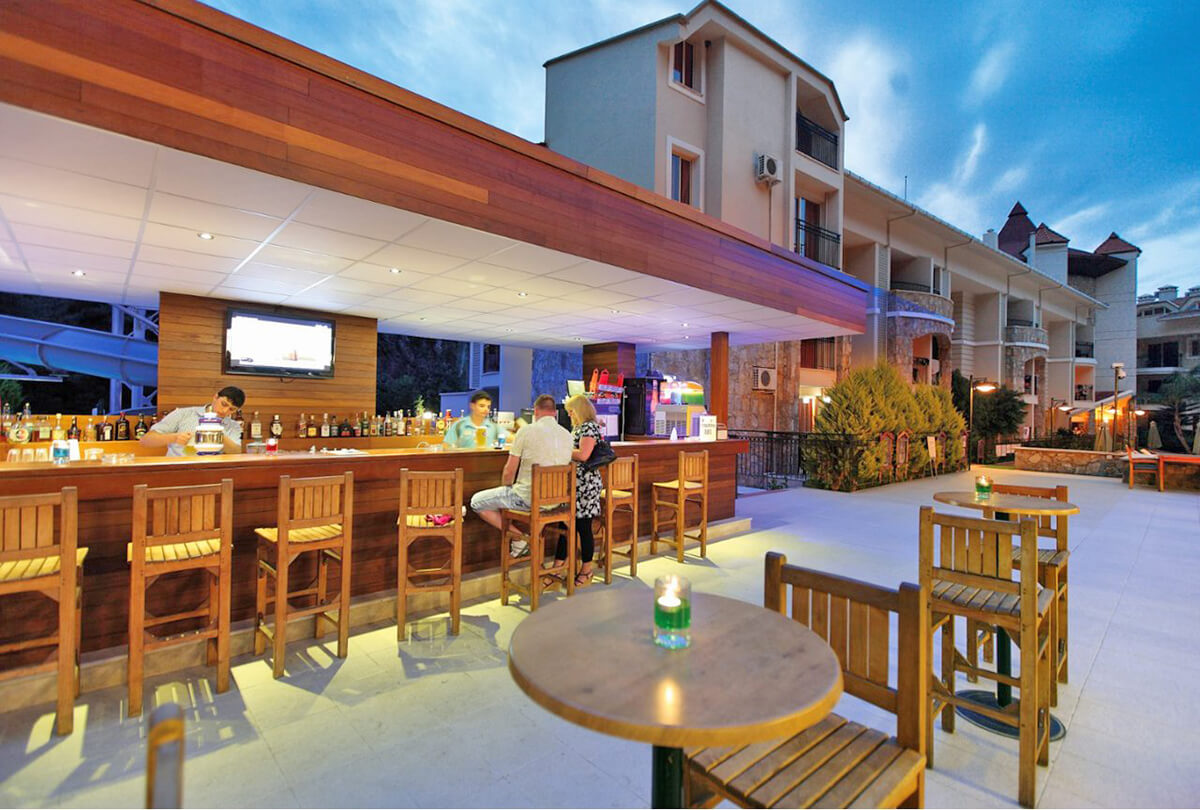 cheap resort hotels to Spend holiday with family