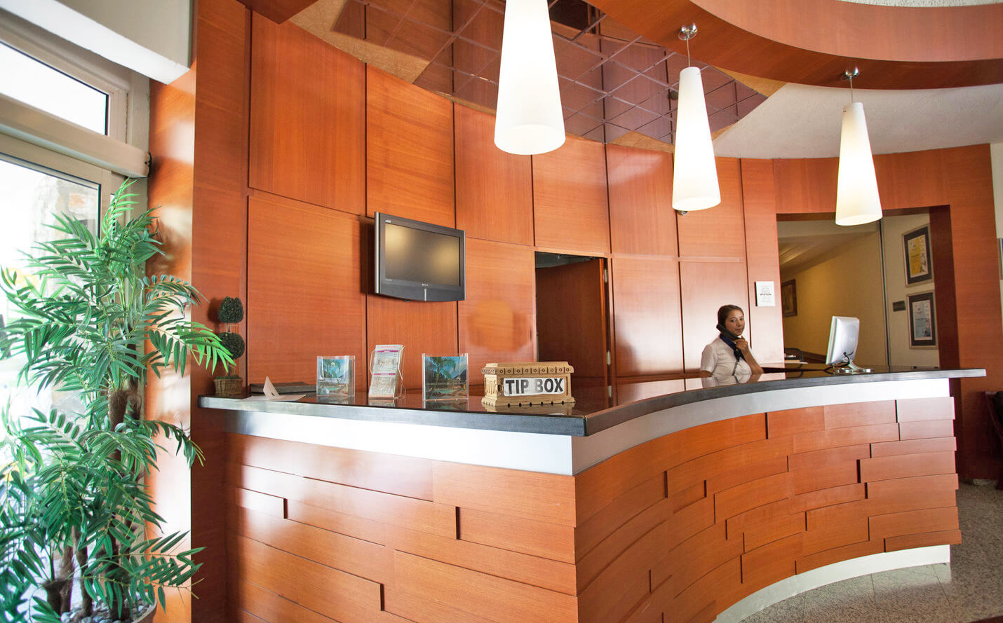 cheap resort hotels to Spend holiday with family