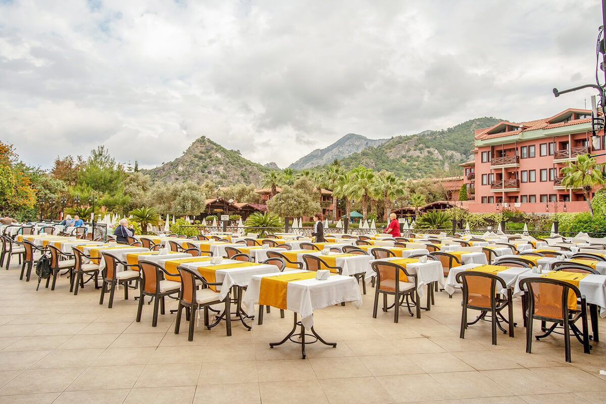 Dine in style !