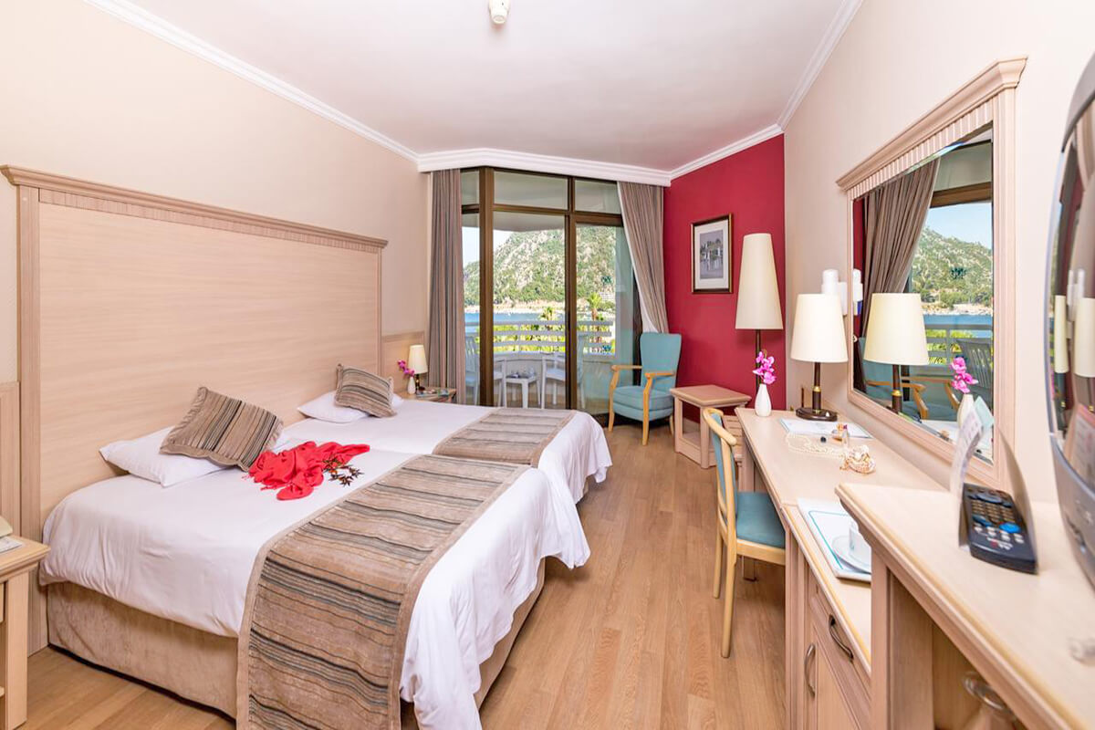 cheap resort hotels in Turkey to Spend holiday with family