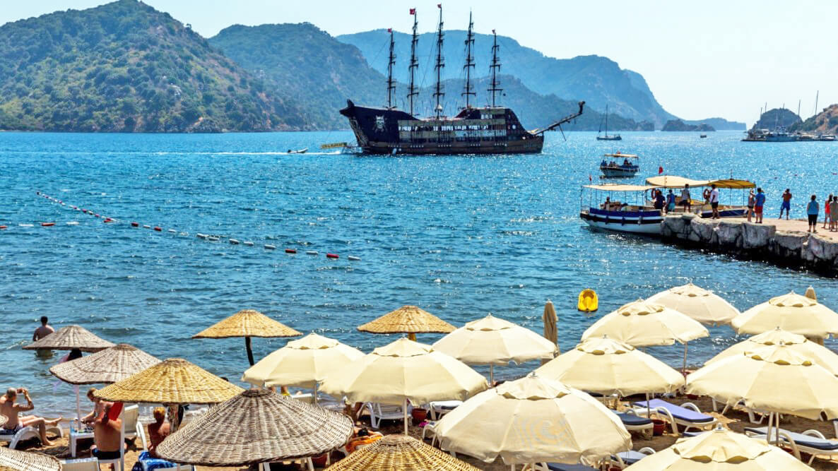 cheap resort hotels in Turkey to Spend holiday with family