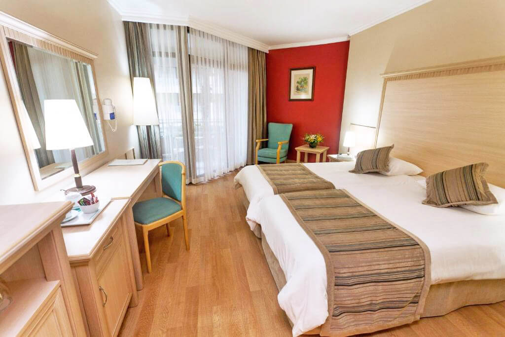 cheap resort hotels in Turkey to Spend holiday with family