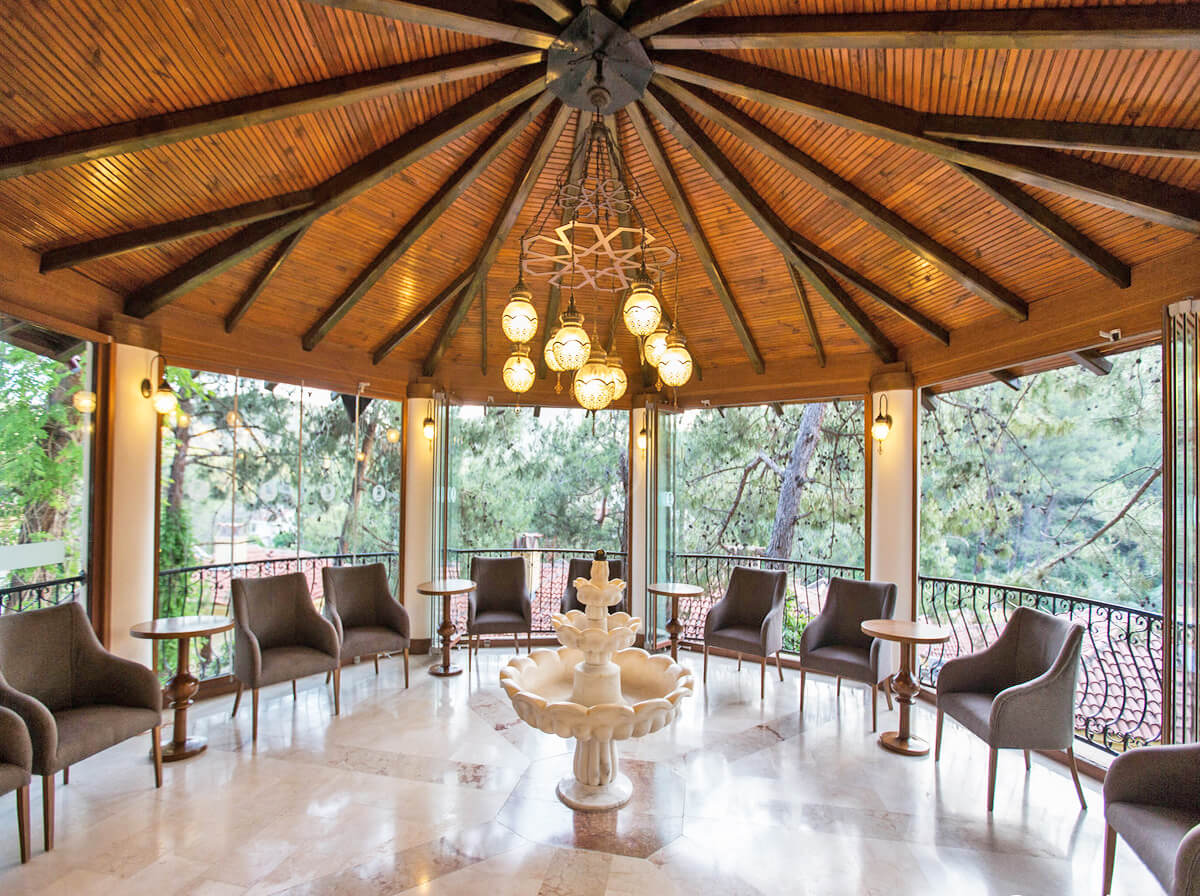 cheap resort hotels to Spend holiday with family