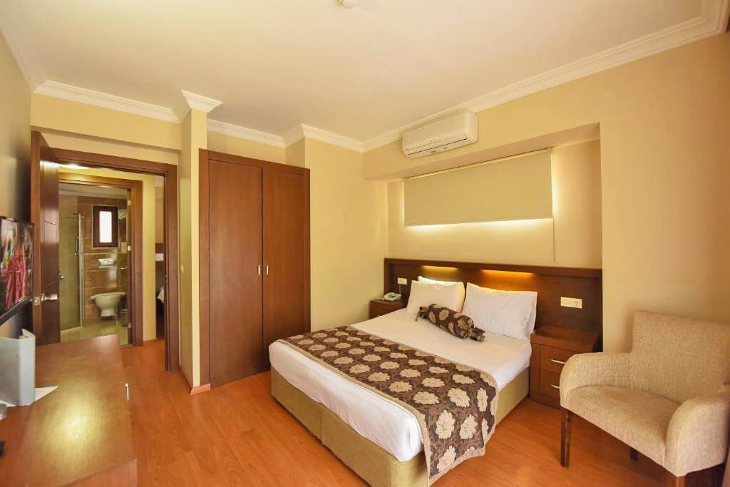 cheap resort hotels to Spend holiday with family