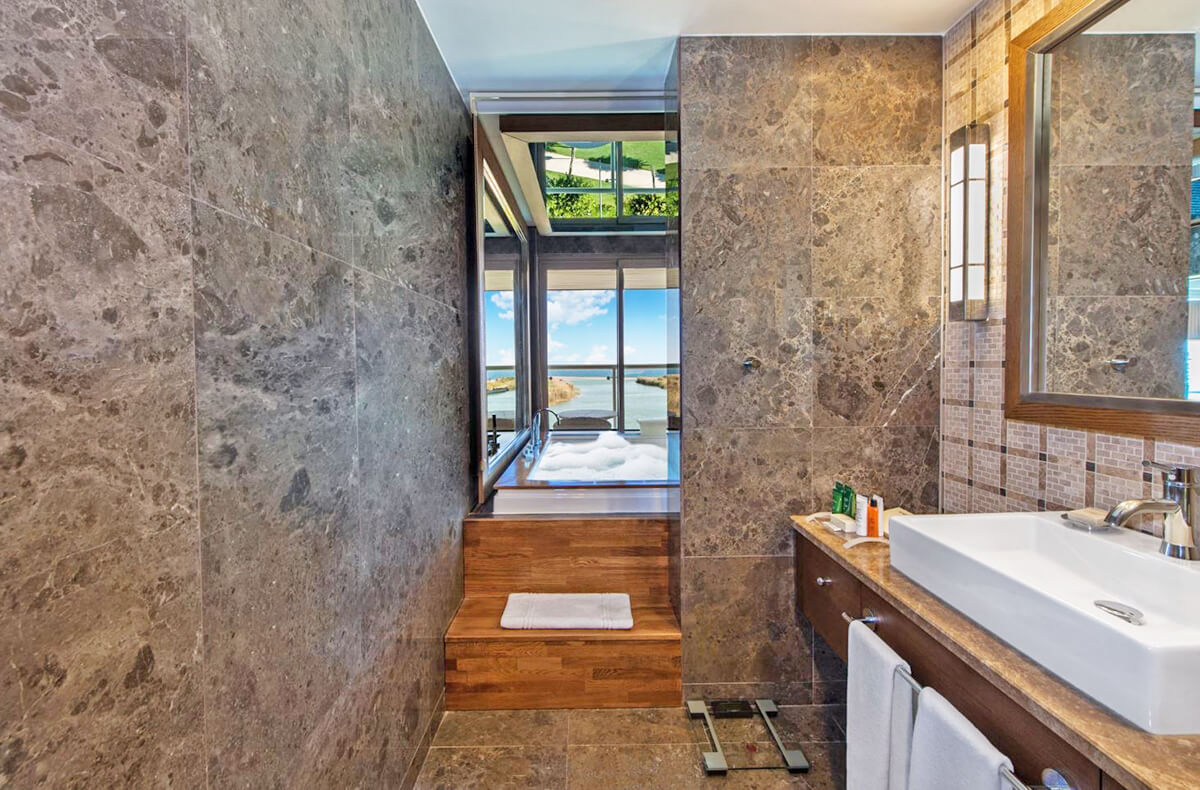 cheap resort hotels in Turkey to Spend holiday with family