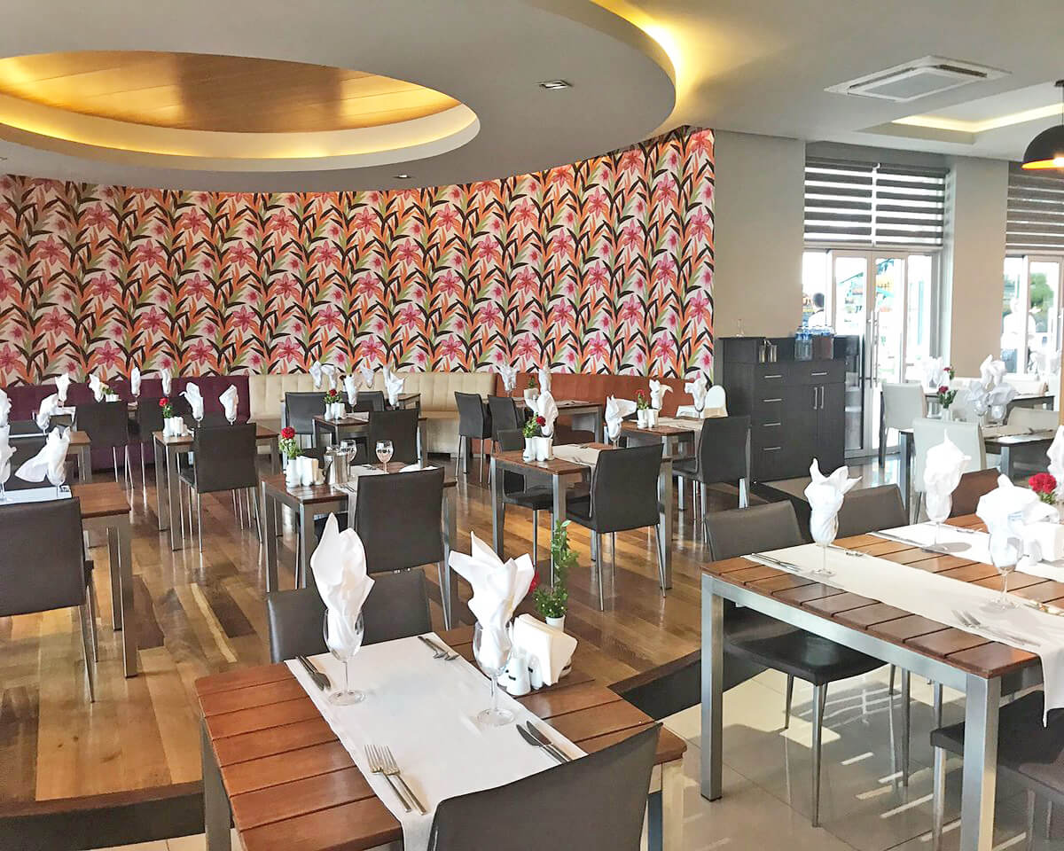 cheap resort hotels to Spend holiday with family